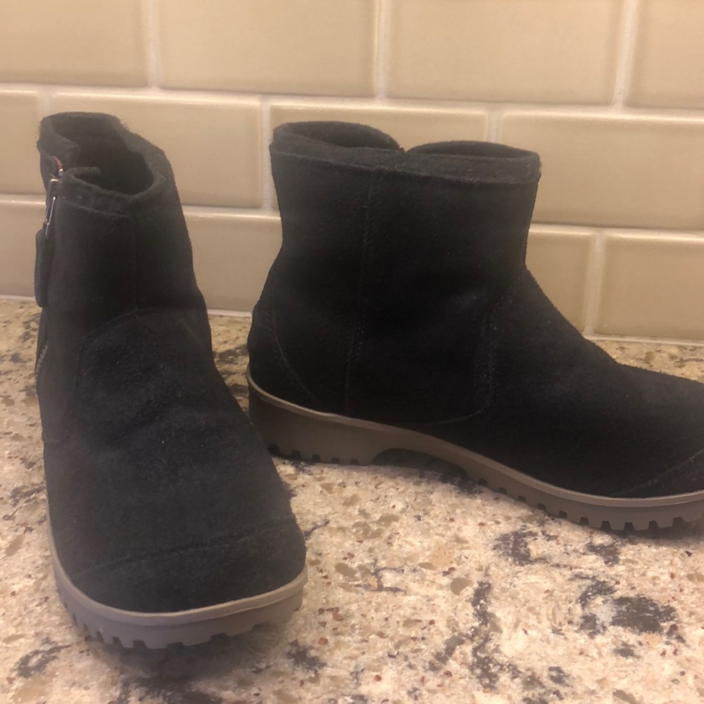Sorel  black waterproof booties
